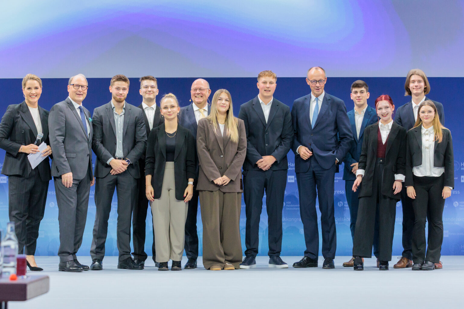 Der Handel Junge Talente gestalten den Handelskongress 2025 aktiv mit - Karriere ...